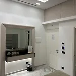 Maison Tritone روما