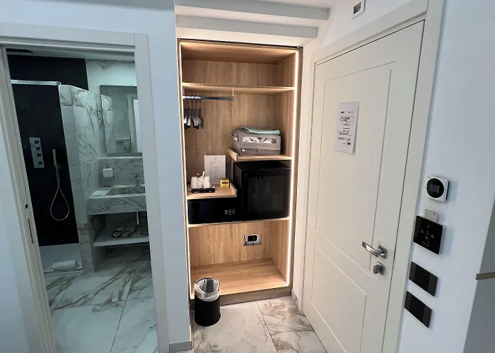 Maison Tritone Gasthof 4*