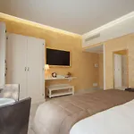 Pensionat Maison Tritone