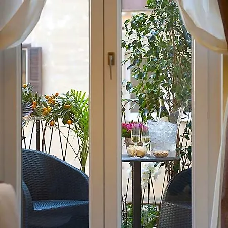 Maison Tritone Pensjonat Rzym