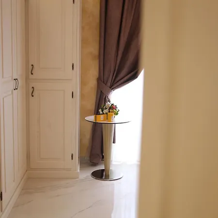 Maison Tritone 4*