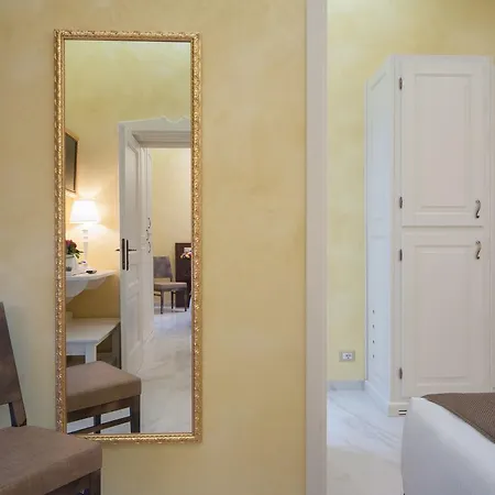 Maison Tritone Gæstehus 4*