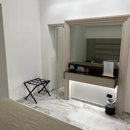 Maison Tritone Gæstehus Rom