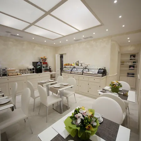 Maison Tritone 4* Roma