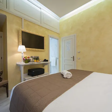 Pensionat Maison Tritone 4*