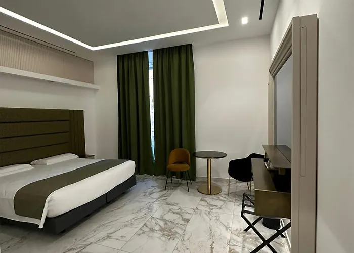 Pensión Maison Tritone