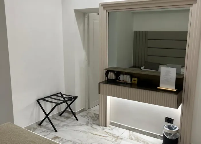 Maison Tritone Pensión Roma