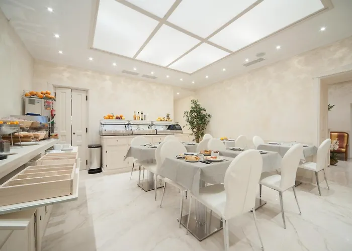 Pensión Maison Tritone 4*